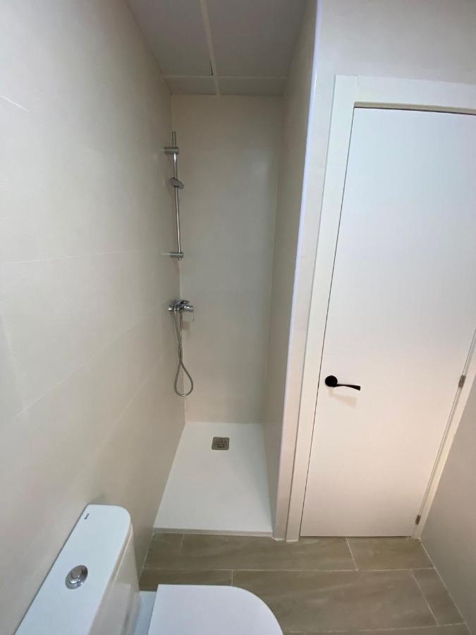 City Center And Beach Renovated Apartment Фуeнхирола Екстериор снимка