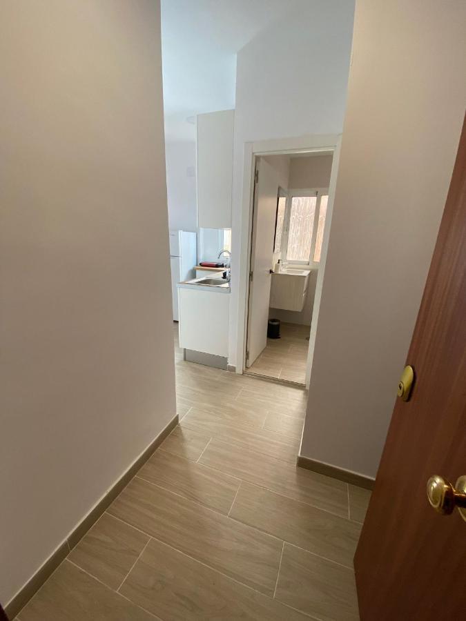 City Center And Beach Renovated Apartment Фуeнхирола Екстериор снимка